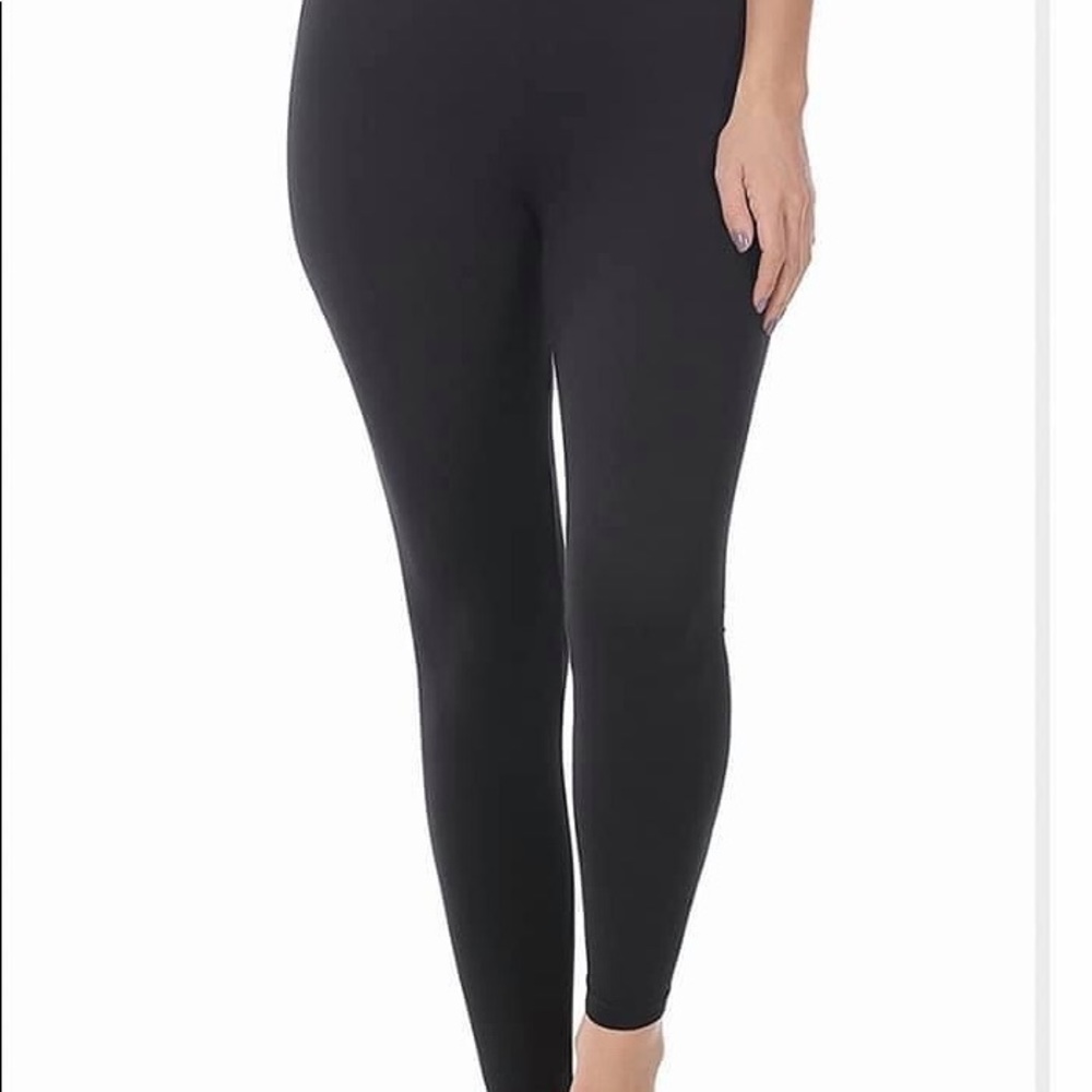 Super Soft Black Leggings